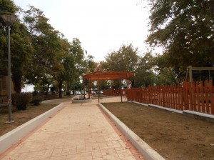 Παιδική χαρά Μανέα