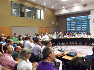 282044_286786891432675_327068844_n (1)