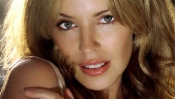 Η Kylie ακυρώνει το “better the devil you know”