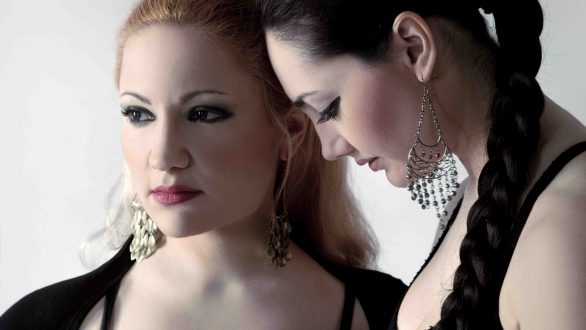 ΕΛΕΝΗ ΚΑΙ ΣΟΥΖΑΝΑ ΒΟΥΓΙΟΥΚΛΗ ΣΤΟ ΔΙΔΥΜΟΤΕΙΧΟ