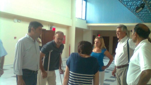 Ξενάγηση του Νομάρχη κ.Ζαμπουνίδη στο νεόδμητο Δικαστικό Μέγαρο Ορεστιάδας