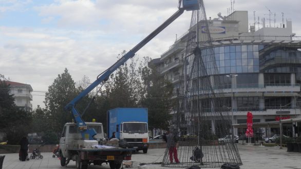 Φωταγώγηση του Χριστουγεννιάτικου Δένδρου στην Κεντρική Πλατεία Ορεστιάδας