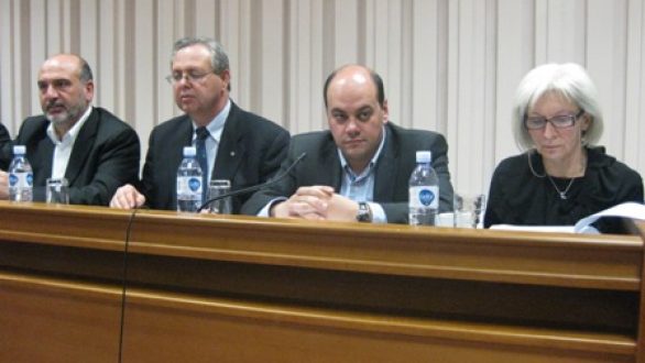 Γ. Νικολάου για το μεταναστευτικό ζήτημα στο Περιφερειακό Συμβούλιο