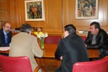 Λαμπάκης: Στηρίζουμε τους εργαζόμενους της ΕΝΚΛΩ