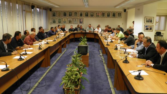 Σύσκεψη με θέμα την παράνομη διακίνηση εμπορευμάτων και παράνομη εργασία από τις όμορες χώρες (video)