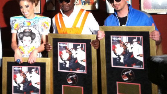 Οι χρυσοί Vegas!!! (από τον Τάσο Μπιμπισίδη)