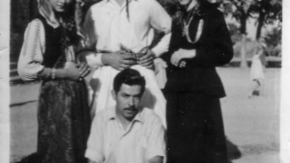 ‘Από τα κόκκινα φανάρια στο περιβόλι της Παναγιάς’ η βιογραφία του Αλέκου Γαλανού