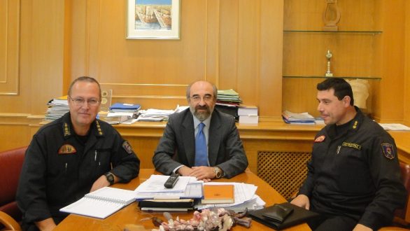 Ομόνοια μεταξύ Λαμπάκη και Πυροσβεστικής Υπηρεσίας