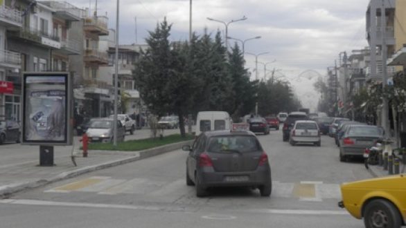 ‘Κεντρικό δρόμο χωρίς πεζοδρόμιο’ καταγγέλλει η Λαϊκή Συσπείρωση στην Ορεστιάδα