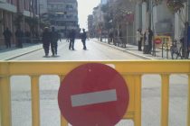 Αστυνομοκρατούμενες παρελάσεις στον Έβρο: Ένταση στην Ορεστιάδα – ΜΑΤ και προσαγωγές στην Αλεξανδρούπολη