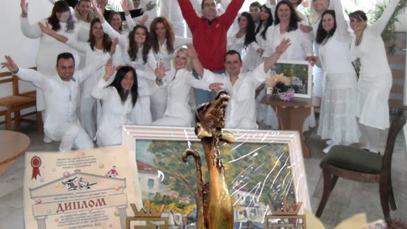 Με το Μεγάλο Βραβείο “Χρυσή Καμήλα” επέστρεψε ο Θεατρικός Σύλλογος Διδυμοτείχου από το 17ο Διεθνές Φεστιβάλ Ερασιτεχνικού Θεάτρου της Βουλγαρίας