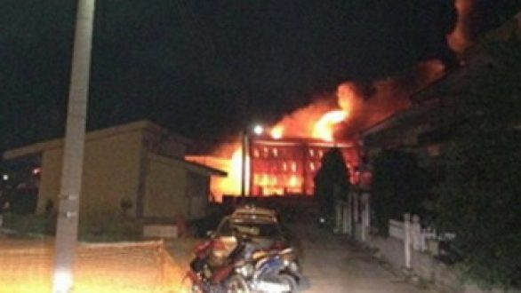 Πυρκαγιά κατέστρεψε ολοσχερώς βιοτεχνία στην Αλεξανδρούπολη