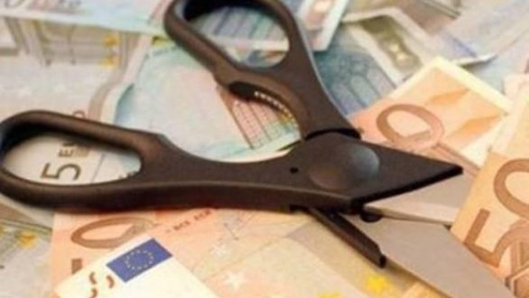 Τέλος στους αργόσχολους ειδικούς συνεργάτες των Δημάρχων και Περιφερειαρχών;