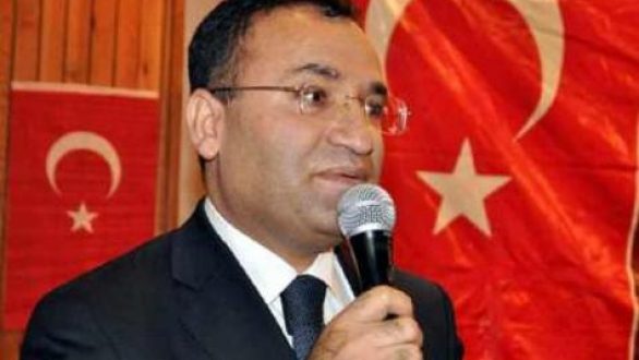 “Προστασία” στη Θράκη ήρθε να “πουλήσει” ο Τούρκος αντιπρόεδρος.Θα του απαντήσει κανείς;