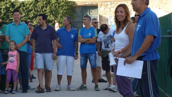 Περισσότεροι από 150 αθλητές-τριες και άλλοι τόσοι γονείς βρέθηκαν στην πρώτη συνάντηση του στίβου του Εθνικού. Προπονητικό ραντεβού καθημερινά στις 5μμ στο Φώτης Κοσμάς