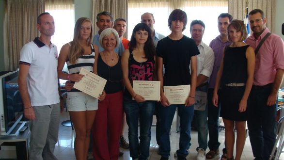 Επίσκεψη αθλητών στίβου του Εθνικού στην Π.Ε. Έβρου – Βράβευση τους από την κα Νικολάου