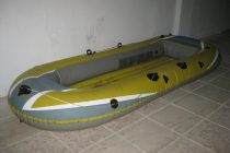 Συνελήφθη Αλγερινός που με πλαστική βάρκα μετέφερε μη νόμιμους μετανάστες στον Έβρο