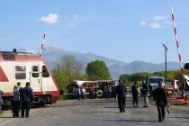 Θανατηφόρο τροχαίο με όχημα που παραβίασε φυλασσόμενη σιδηροδρομική διάβαση στην Αλεξανδρούπολη – Σε σοβαρή κατάσταση ο οδηγός του Ι.Χ. φορτηγού