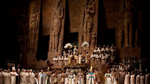 H Aida στο φουαγιέ του Μεγάρου Μουσικής Κομοτηνής στις 14 Δεκεμβρίου