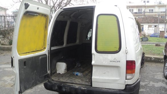 Σύλληψη αλλοδαπού διακινητή ο οποίος προωθούσε στο εσωτερικό της χώρας οκτώ μη νόμιμους μετανάστες