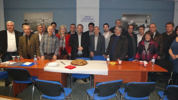 Με ομόφωνη απόφαση της ΝΟ.Δ.Ε. μετονομάστηκε η κεντρική αίθουσα συνεδριάσεων των γραφείων της σε “Αίθουσα Συνεδριάσεων Αναστάσιος Κ. Εξακουστός”