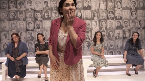 Θέατρο: Ο Κοινός Λόγος της Έλλης Παπαδημητρίου στο Κηποθέατρο Αλεξανδρούπολης