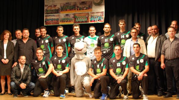 Παρουσιάστηκαν η εμφάνιση-ομάδα-μασκότ του Α.Ο.Ο για τη σεζόν 2013-2014