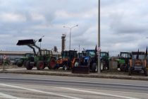 Αποχωρούν τα τρακτέρ από το μπλόκο της ΕΒΖ