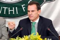 Ο Χρ. Πανόπουλος (ιδιοκτήτης της Π.Α.Ε. Skoda Ξάνθη) παρέσυρε και σκότωσε δύο πεζούς στην Εγνατία Οδό Ξάνθης – Κομοτηνής.