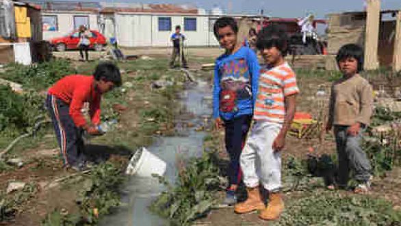 Ζητούνται Δάσκαλοι για την εκπαίδευση των παιδιών Ρομά σε Μακεδονία και Θράκη