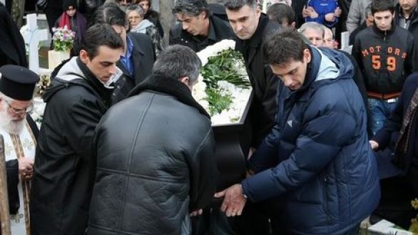 Το τελευταίο αντίο στο Νίκο Σαμαρά