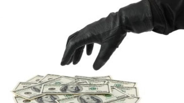 Ορεστιάδα:Πήγαν να πουλήσουν σεντόνια και έκλεψαν 750 ευρώ