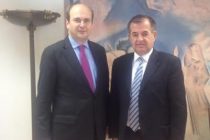 Συνάντηση του Γιωργου Παυλίδη με τον Υπουργό Ανάπτυξης Κ.Χατζηδακη