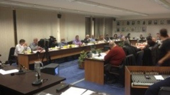 Δεν κατάφερε το Δημοτικό Συμβούλιο Ορεστιάδας να εκδόσει ψήφισμα για το χαράτσι