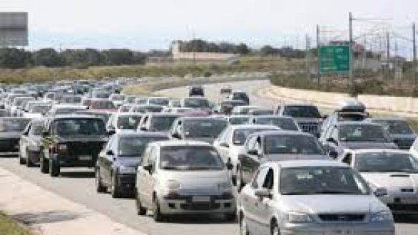 Επιστροφή αδειών οδήγησης και πινακίδων εν όψει εκλογών