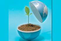 Γλαστράκια και λουλούδια στα παιδιά από το Πολιτιστικό Κέντρο εργαζομένων ΟΤΕ Ορεστιάδας