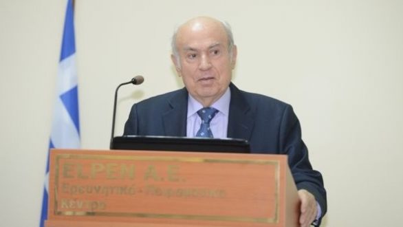 Βράβευση κ. Δημήτρη Πενταφράγκα για τη μακρόχρονη προσφορά του