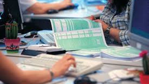 Φορολογικές αλλαγές για αγρότες, ενοίκια και μπλοκάκια