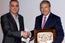 Ο Άκερμαν στην Σαμοθράκη