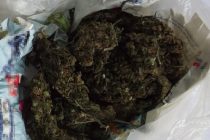 Συνελήφθησαν 4 ημεδαποί κατηγορούμενοι κατά περίπτωση για πώληση, αγορά και κατοχή ναρκωτικών