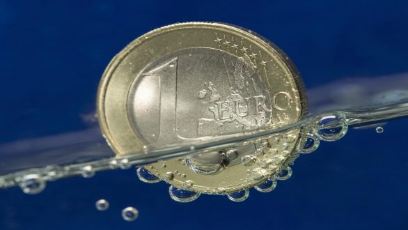 Ανοίγουν οι τράπεζες τη Δευτέρα μετά την αύξηση του ELA