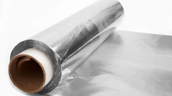 Πρακτικές λύσεις για το αλουμινόχαρτο που δεν ξέρατε