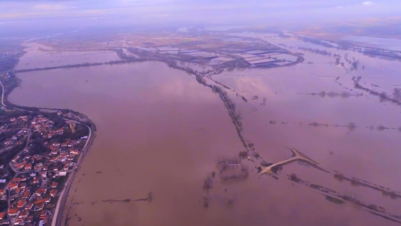 Πύθιο:12.000 στρέματα κάτω από το νερό