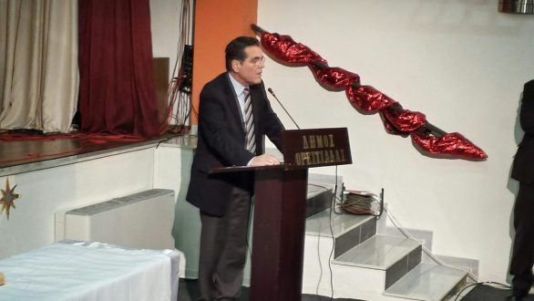 Βράβευση επιτυχόντων σε ΑΕΙ και ΤΕΙ από τον ΥΦΥΠΑΙΘ Αλέξανδρο Δερμεντζόπουλο