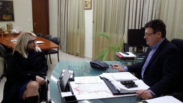 Επίσκεψη Μπέρδου στον Πέτροβιτς