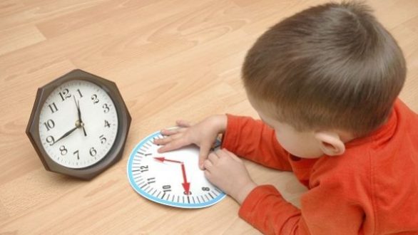Αυτοί είναι οι τρόποι για να μάθει ένα παιδί την ώρα εύκολα!
