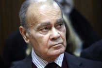 Ενιαία σύνταξη σε όλους και παρακράτηση φόρου αντί εισφορών