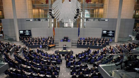 Πρώτο «ναι» στην παράταση του ελληνικού προγράμματος