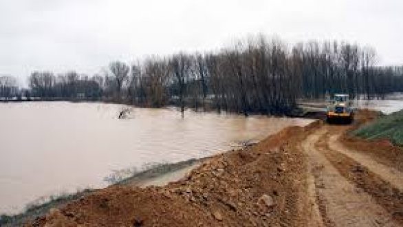 Φουσκώνουν τα ποτάμια στη Βουλγαρία