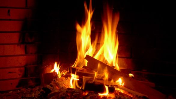 Καθάρισε το τζάκι σου μέχρι να το ξαναχρησιμοποιήσεις τον επόμενο χειμώνα!